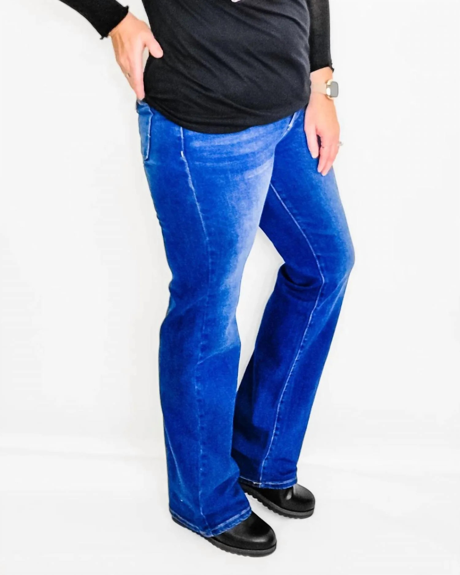 Women's Mid Rise Long Straight Jeans - Plus In Dark Wash | Shop Simon