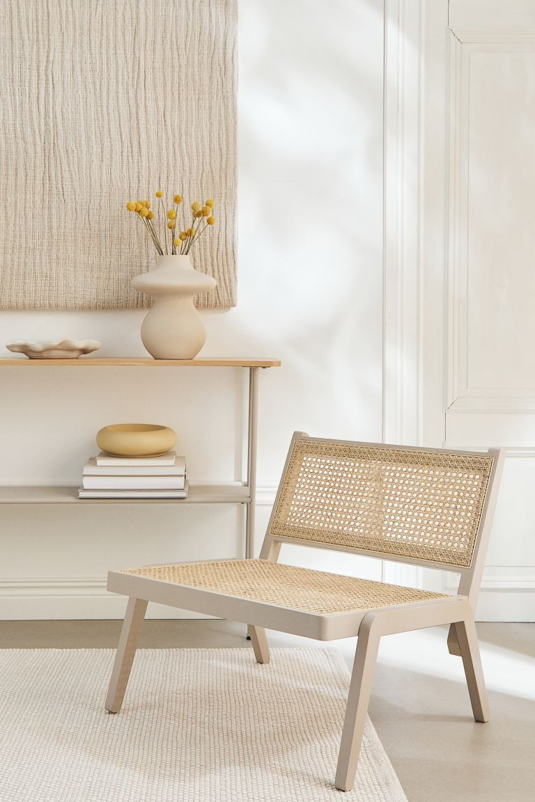 Low lounge chair | H&M (UK, MY, IN, SG, PH, TW, HK)