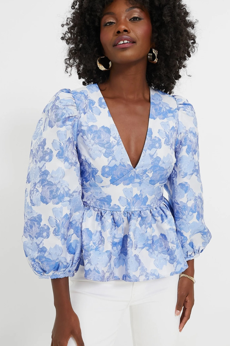 When you need a “jeans and a cute top” outfit! Here’s a roundup of some cute tops :)

Blouses // tops // shirts // 

#LTKSeasonal #LTKstyletip