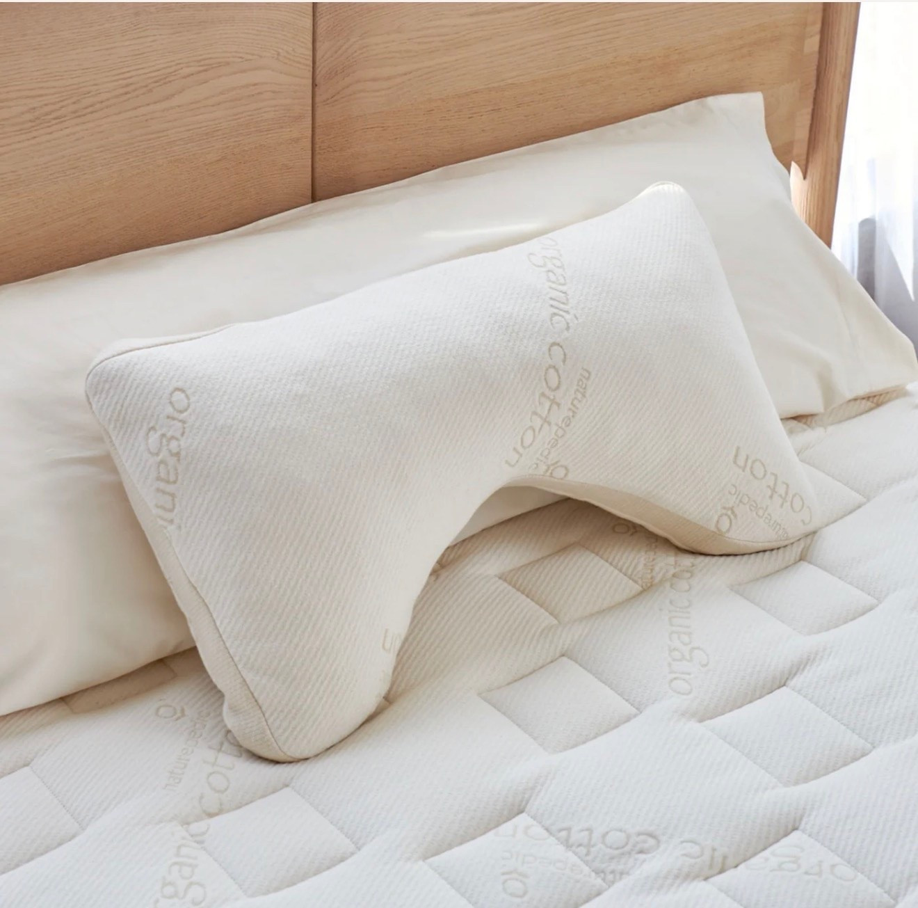 After doing SO much research trying to find a pillow that provides better neck support and helps with neck pain, I finally found one I’m really excited to try! 🤍

The Naturepedic Organic Side Sleeper Pillow is specifically designed for side sleepers, with a curved shape that helps cradle your head, neck, and shoulders for better alignment.

It’s made with GOTS-certified organic cotton for soft, breathable comfort and GOLS-certified shredded organic latex for responsive, supportive cushioning. I also love that the fill is adjustable, so you can customize the loft to find the right amount of support. 
I’ll provide feedback after I’ve used it. 


#Naturepedic #OrganicPillow #SideSleeper #SideSleeperPillow #NeckSupport #NeckPainRelief #OrganicBedding #OrganicLatex #GOTSCertified #GOLSCertified #LTKOver40 #LTKHome #LTKFinds

#LTKSeasonal #LTKmomlife #LTKOver40