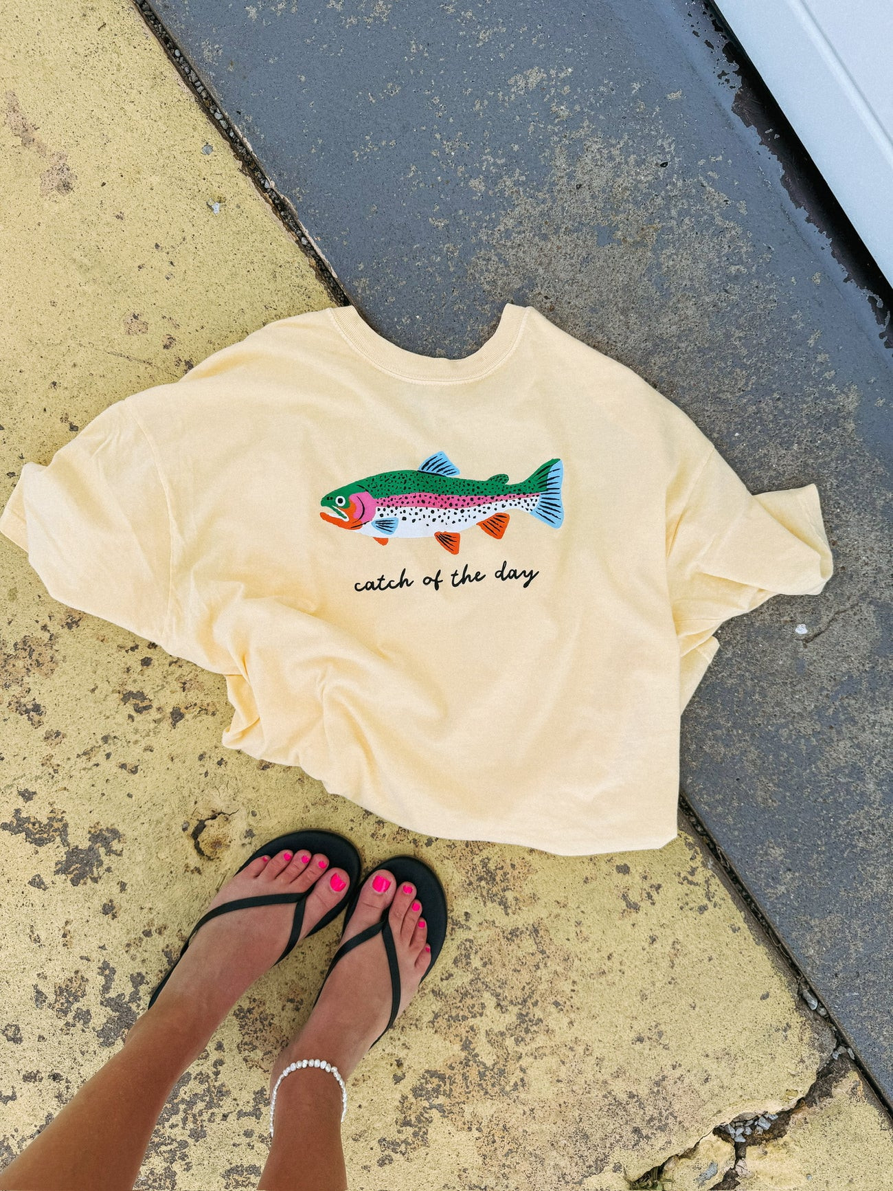 ETTA OG | catch of the day graphic tee - butter yellow | Etta+East