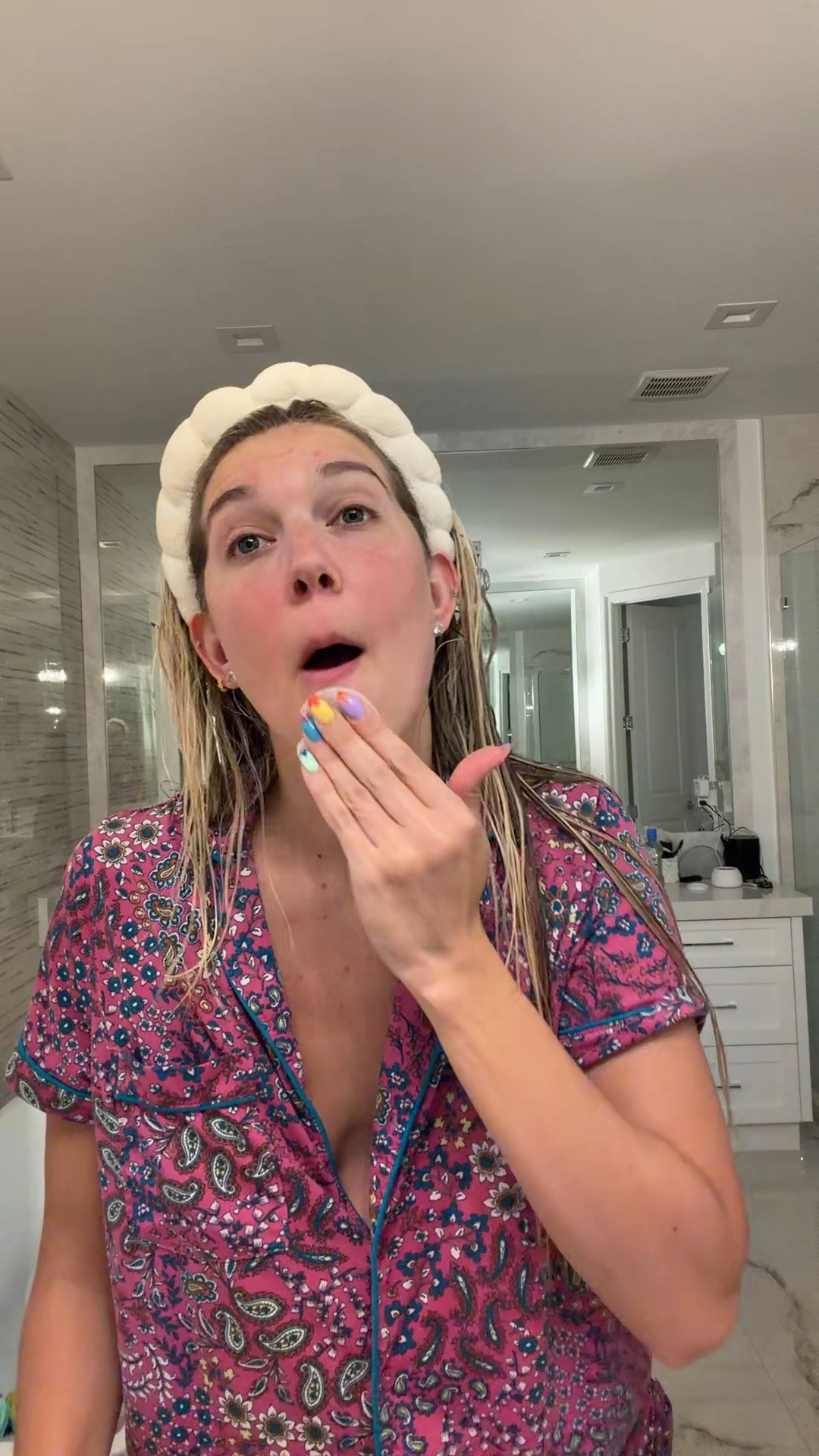 Gotta moisturize that neck! Using my favorite @Barefaced pads

#LTKselfcare #LTKBeauty #LTKgrwm