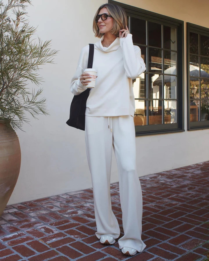 Splendid x @Cellajaneblog Scubasoft Turtleneck Sweatshirt | Splendid