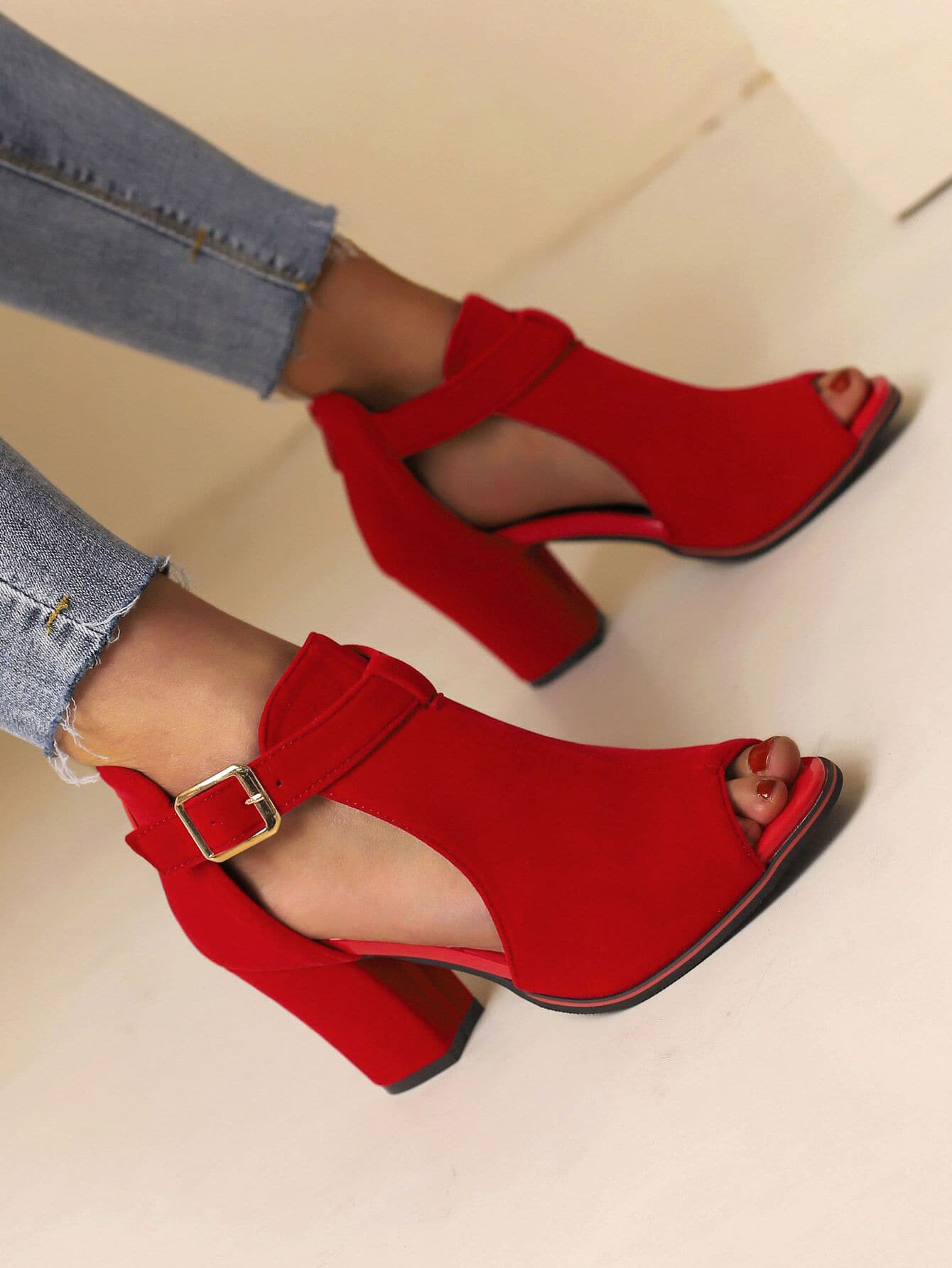 Buckle Detail Chunky Heeled Sandal Boots, Red Fashionable Cutout Design, Buckled Solid Color Sand... | SHEIN