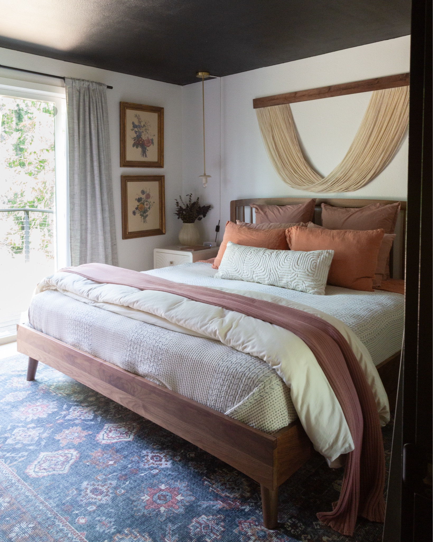 Not too many changes to the bedroom this past season.  I tried out new bed sheet sets: one in a beautiful clay linen, then a return to my most favorite bamboo sheets in the most perfect champagne color.  The best update though was the cheap blackout curtain liners.  All tagged below 

#LTKHome #LTKSeasonal