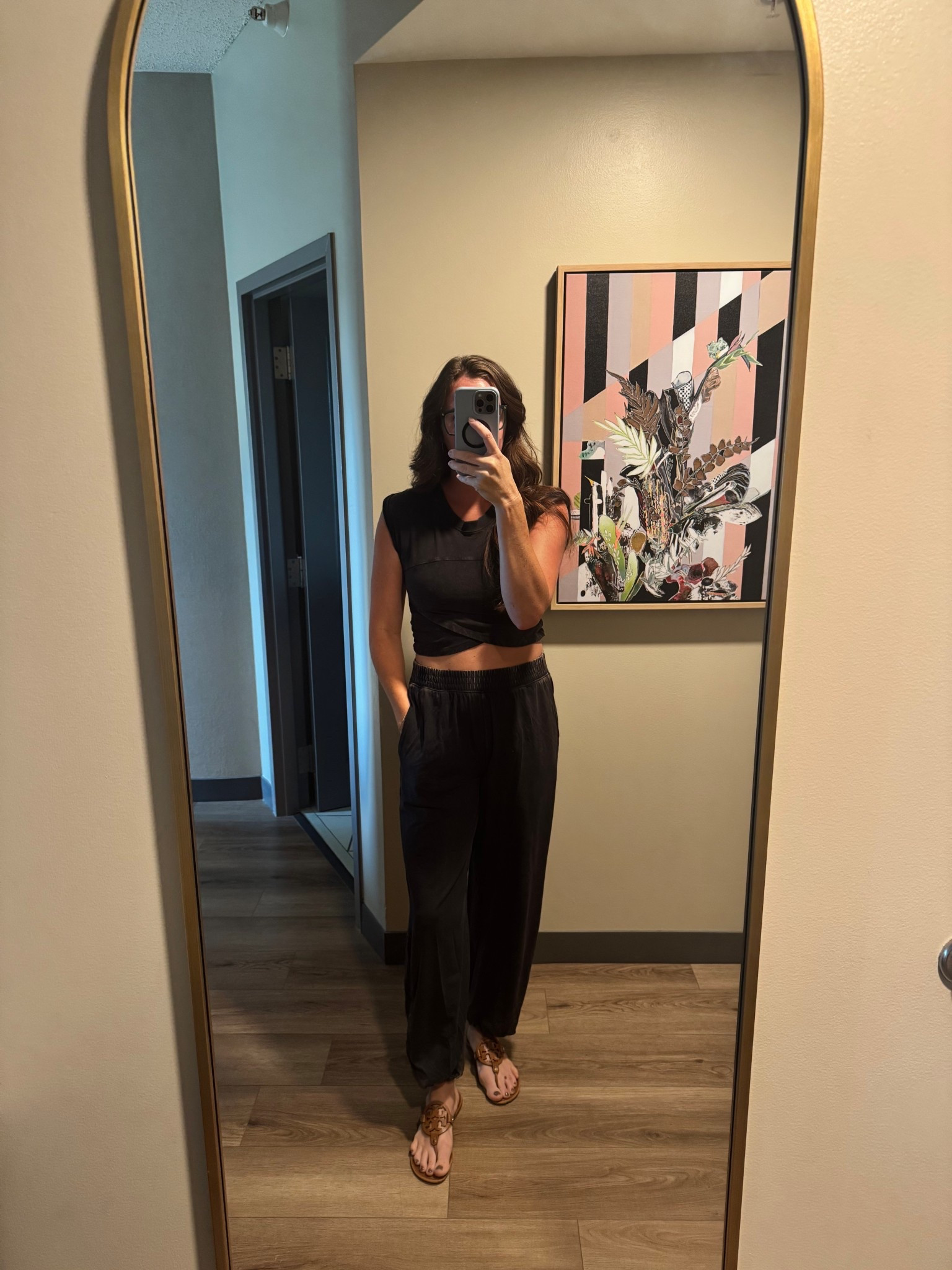 Obsessed with this Free People Hot Shot crossover set 😍 The perfect combo of comfy + trendy for busy mom life, errands, or lounging at home. I’m 5’8 in my true size M and love the relaxed fit! Pair it with sneakers or slides for an effortless everyday look 🙌✨

#EverydayOutfit #MomStyle #CasualOutfits #LTKfashion #AffordableStyle #OOTD

#LTKTravel #LTKFindsUnder100