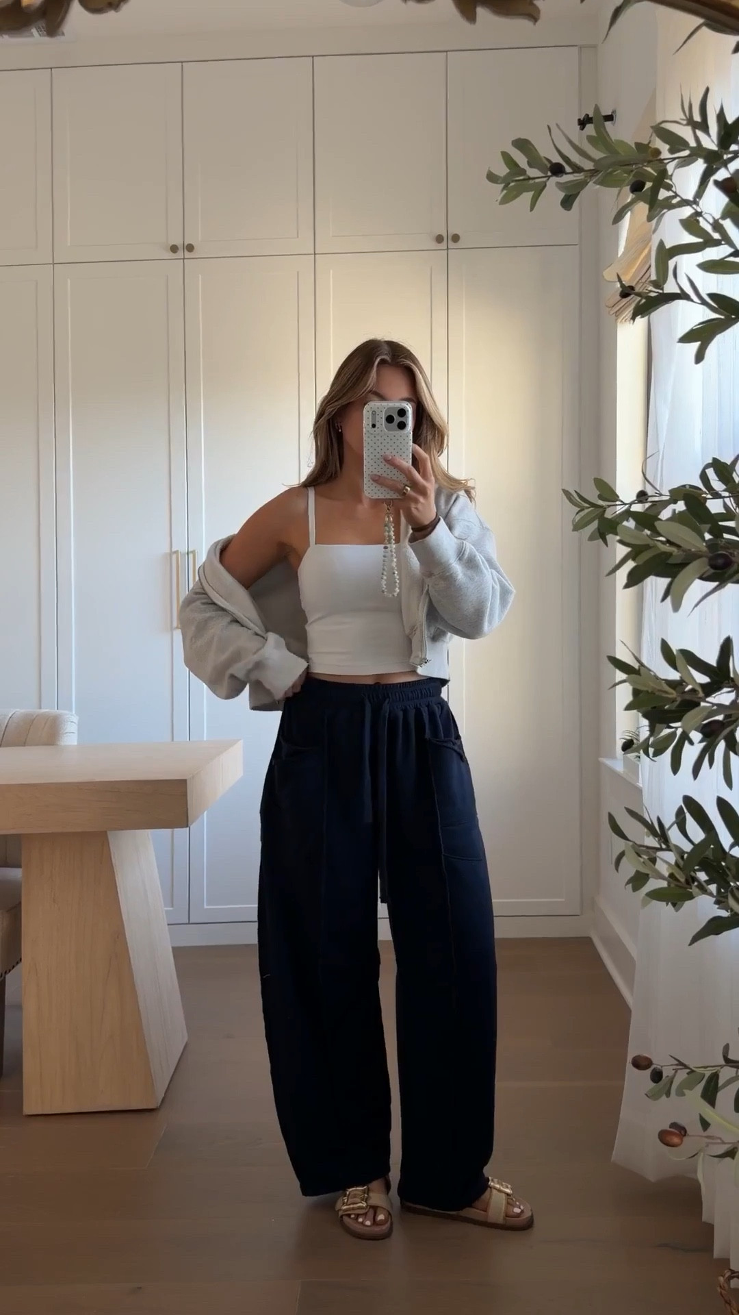 amazon comfies. bra tank: xs // sweatpants: small // zip up: xs

amazon, amazon fashion, spring outfit, spring shopping, michele jaliene

#LTKSeasonal #LTKootd #LTKPetite