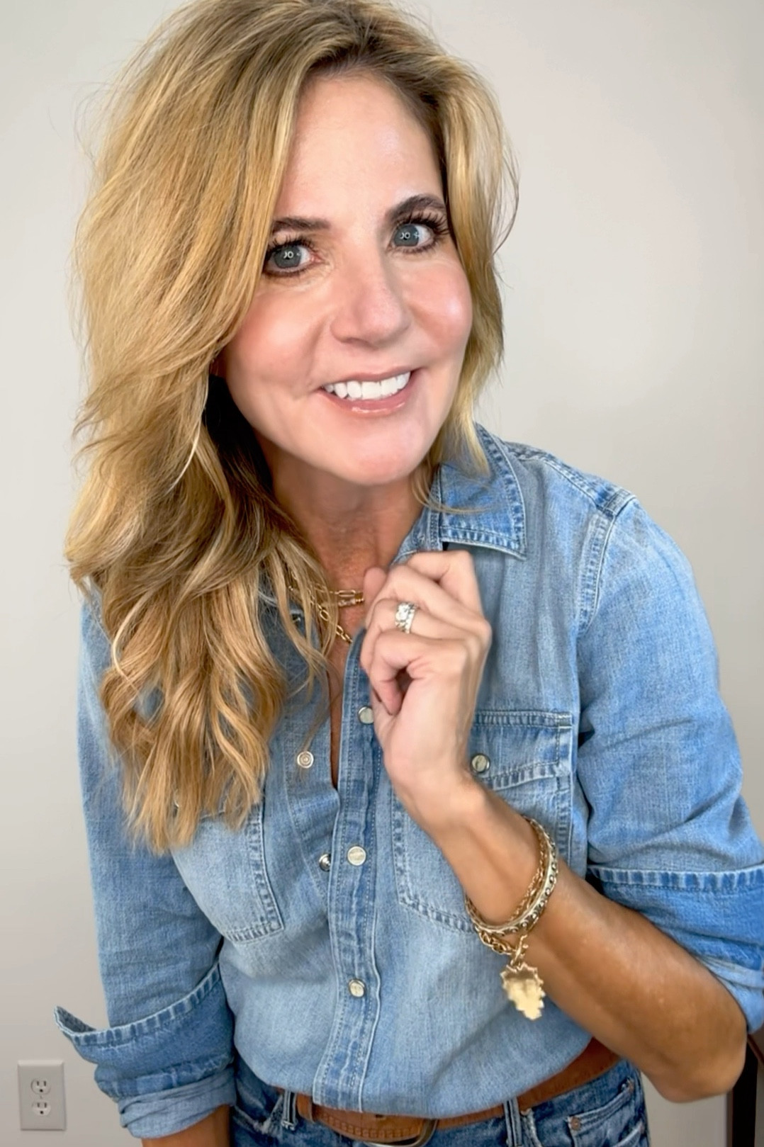 Don’t be afraid to try the denim on denim trend, aka Canadian Tuxedo!  It’s so easy to style. The denim shades do not have to match. You can try different shades and different textures. But you can also do matchy matchy with the shade. 

Any color shoe and belt will work. And any color bag will work as well. 

There are no rules!! 

My top from JCrew is on sale, and has a nod to Western wear with the front pockets and pearl snaps. 

My Mother jeans are old, so I’m linking similar pairs. 

I can’t link the Sneex, but I’m telling you, I LOVE them!!

#LTKOver40 #LTKVideo #LTKStyleTip