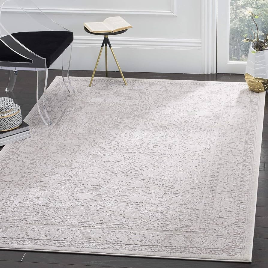 SAFAVIEH Reflection Collection Accent Rug - 4' x 6', Beige & Cream, Vintage Distressed Design, No... | Amazon (US)
