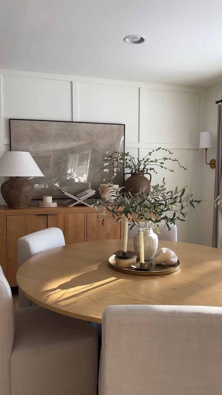 A warm and cozy dining room but still light and neutral 🤎 



#LTKHome #LTKSeasonal #LTKSaleAlert
