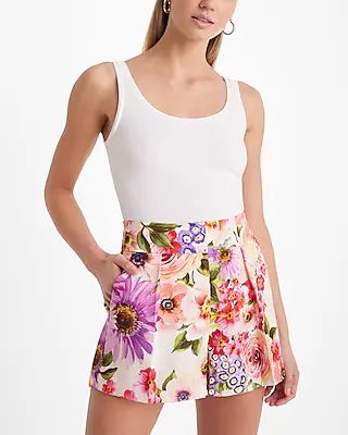Editor High Waisted Floral Tailored Shorts | Express (Pmt Risk)