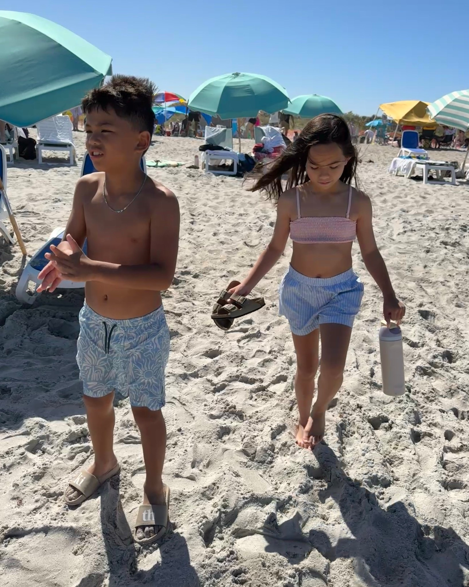 Kids swim! 