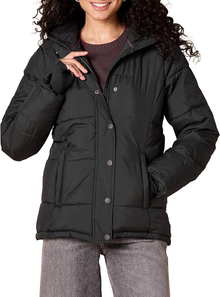 Amazon Essentials Women's Heavyweight Long-Sleeve Hooded Puffer Coat (Available in Plus Size) | Amazon (US)