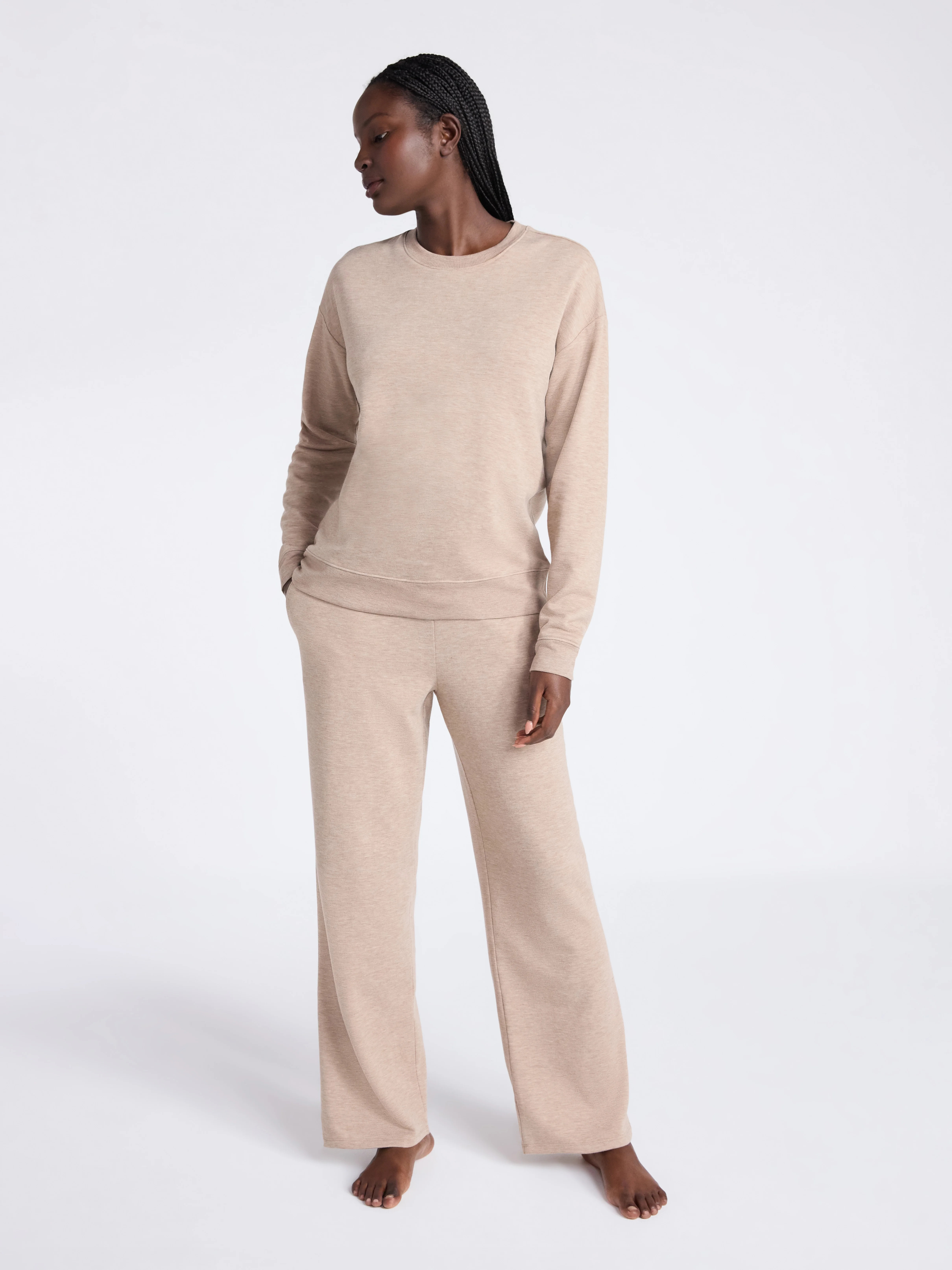 Joyspun Women's Fleece Long Sleeve Top and Straight Leg Pants Lounge Set, 2-Piece, Sizes XS-3X | Walmart (US)