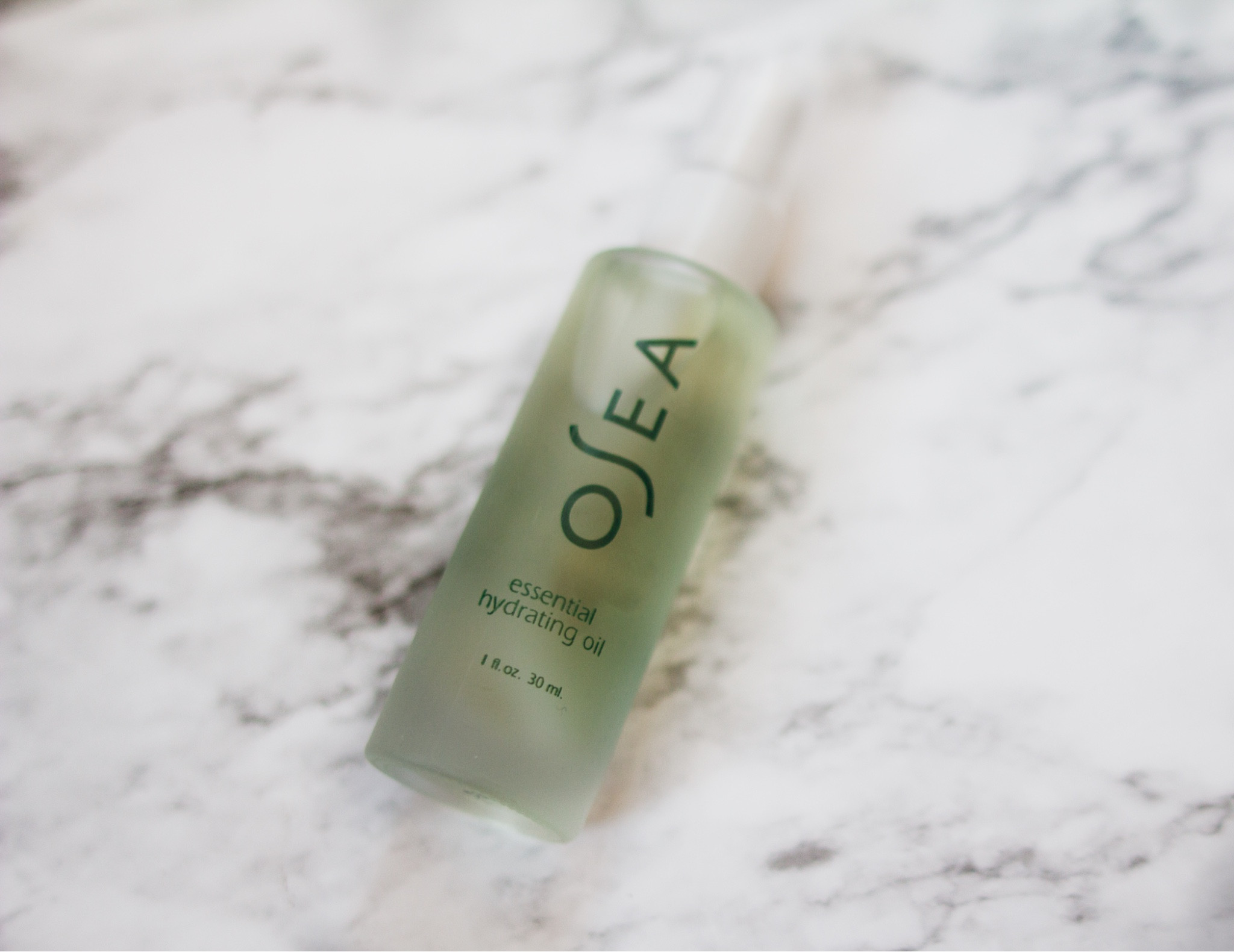 OSEA Malibu’s essential hydrating oil is everything I want in a clean simple to use spray bottle. 

Undaria Seaweed
Replenishes the skin’s moisture barrier and keeps skin looking healthy.

Organic Argan Oil
Cold pressed argan oil from Morocco rich in omegas locks in moisture and nourishes the skin.

Grapeseed Oil
Moisturizes and supports skin’s own moisture barrier to promote healthier, more radiant looking skin. 

#oseamalibu #skinisin #LTKMostLoved 

#LTKbeauty #LTKfindsunder100