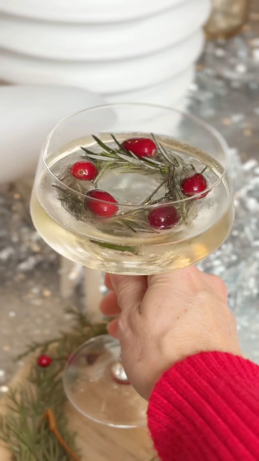 Wreath ice cube! Using donut silicone molds and pro tip: use a small cookie sheet underneath to help transfer to and from freezer❄️


#LTKHoliday #LTKSeasonal #LTKHome