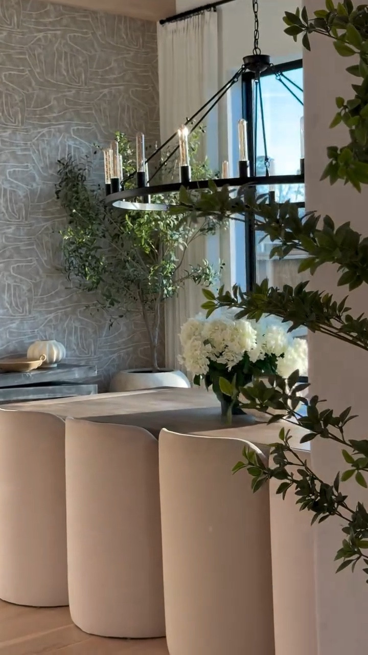 Tall, slender olive trees are one of my favorite decor staples.
They instantly bring life into a space, which is why I have them throughout my home 😆 This one is truly a
masterpiece. It has a different silhouette: fuller, incredibly realistic, and makes such a beautiful statement.

I’ve linked the exact products for easy shopping! 😉

#LTKSaleAlert #LTKHome
