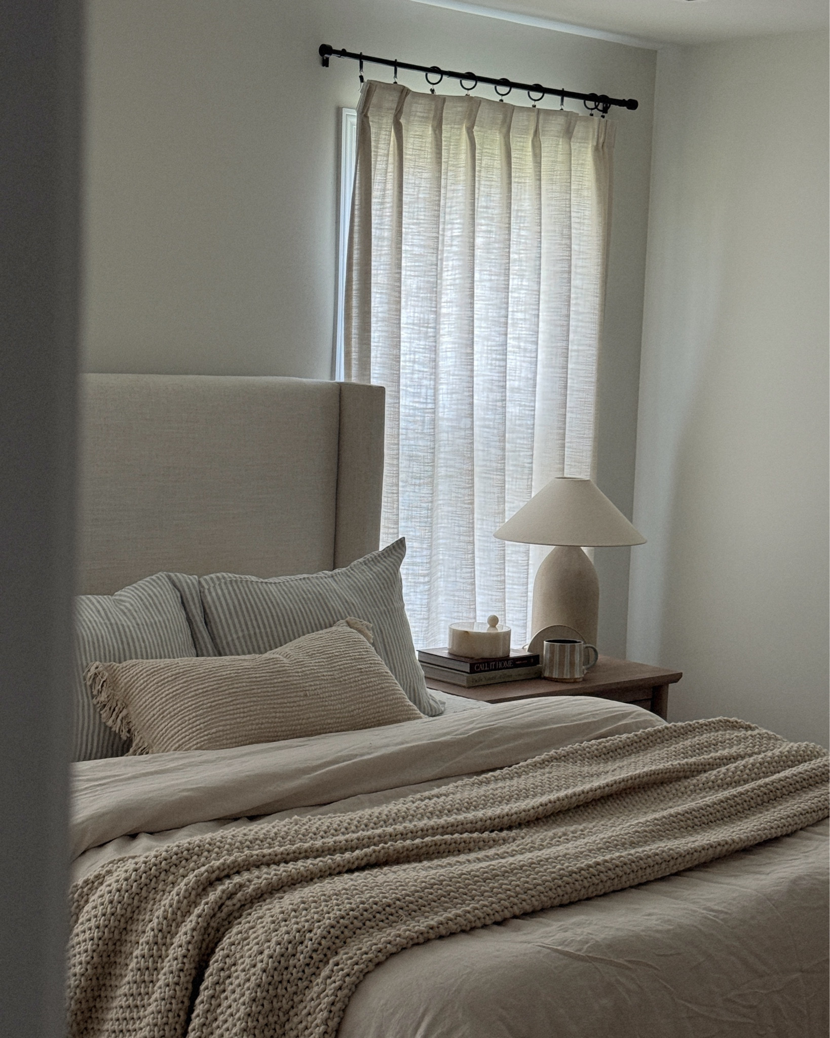 The prettiest bedding from quince! One last transitional/summer bedding refresh before the fall bedding arrives! 🩵

Fall bedding
Bedroom inspo
Neutral bedding
Striped bedding
Quince beading 

#LTKSeasonal #LTKHome #LTKFindsUnder100