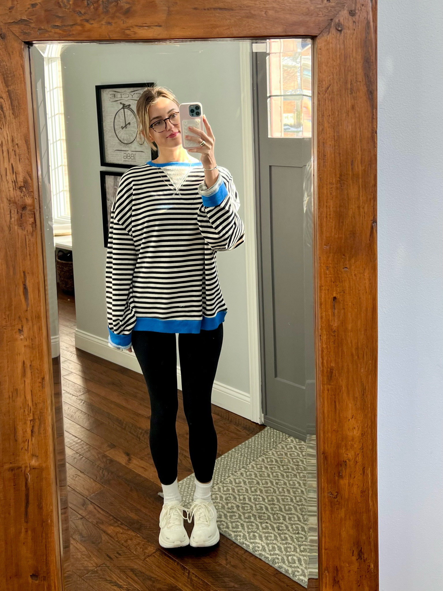 FREE PEOPLE STRIPED SWEATSHIRT 🤍🖤

#LTKworkwear #LTKtravel #LTKU