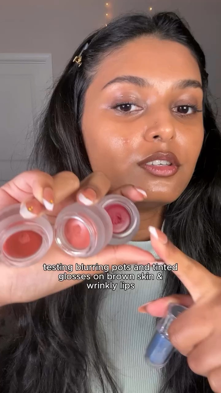 Brown skin friendly blurring pots & glosses
@wakemake_official 
#wakemake #overblurringpot #dewygelmaxigloss #plumpinglipgloss #beautyreview #makeupreview #kbeautyreview #kbeauty