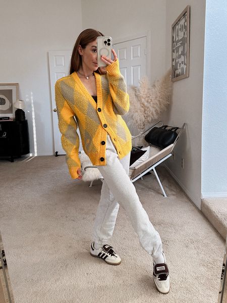 Cozy winter style doesn’t get better than with a fuzzy oversized bright little yellow cardigan. 



#LTKfindsunder100 #LTKSeasonal #LTKstyletip