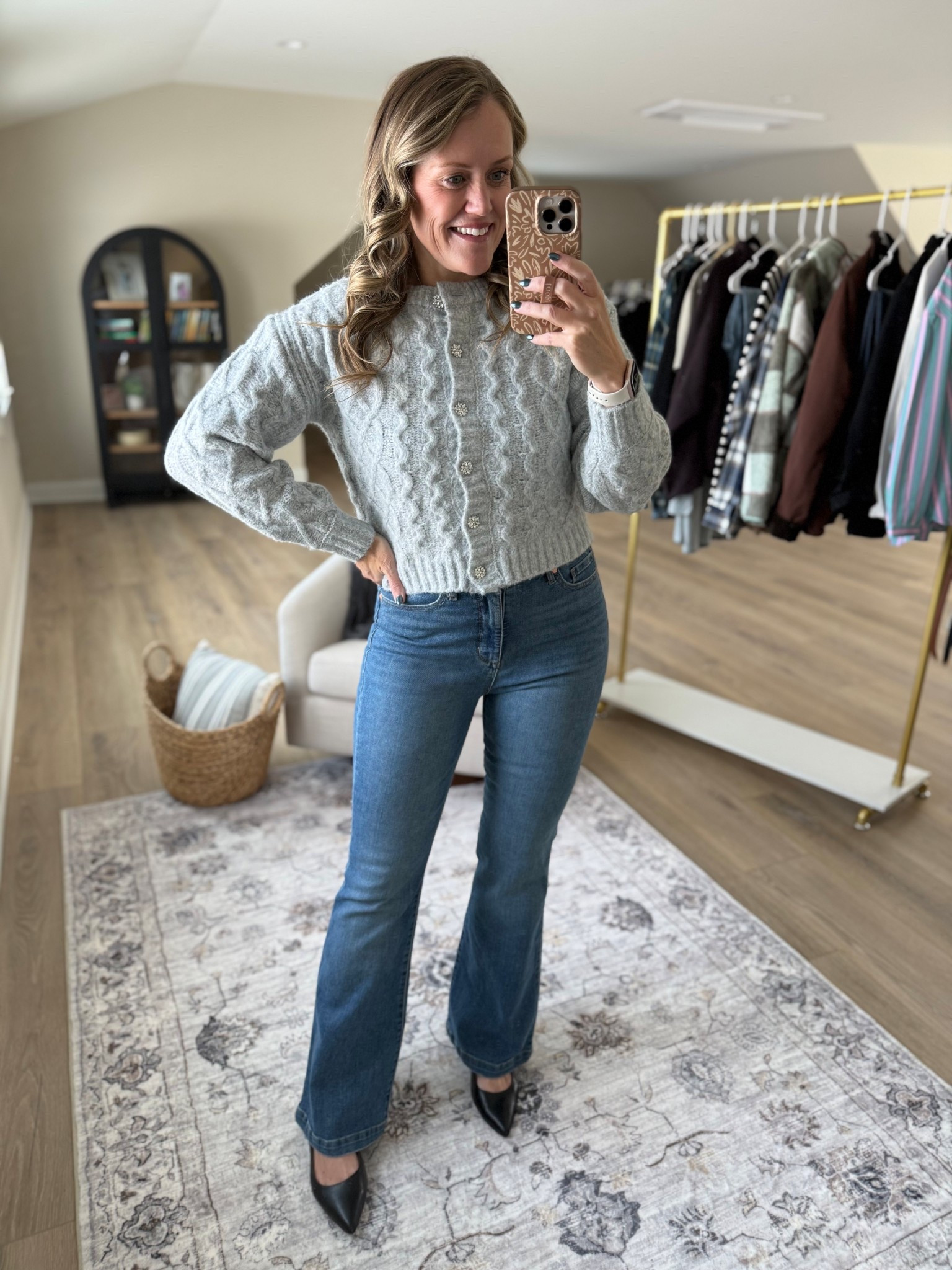 Obsessed with this sweater, giving Anthro… and it’s Walmart! Sized down to a small. 

#LTKMidsize #LTKOver40 #LTKHoliday