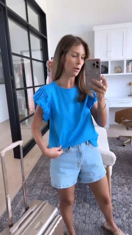 Linking up this cute outfit for you guys! Love this too and the denim shorts are so comfy!!

Summer style, summer outfit, denim shorts, avara, Abercrombie 

#LTKFindsUnder50 #LTKStyleTip #LTKFindsUnder100