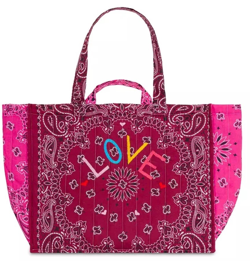 Call it By Your Name
Maxi Cabas Quilted Bandana Tote
