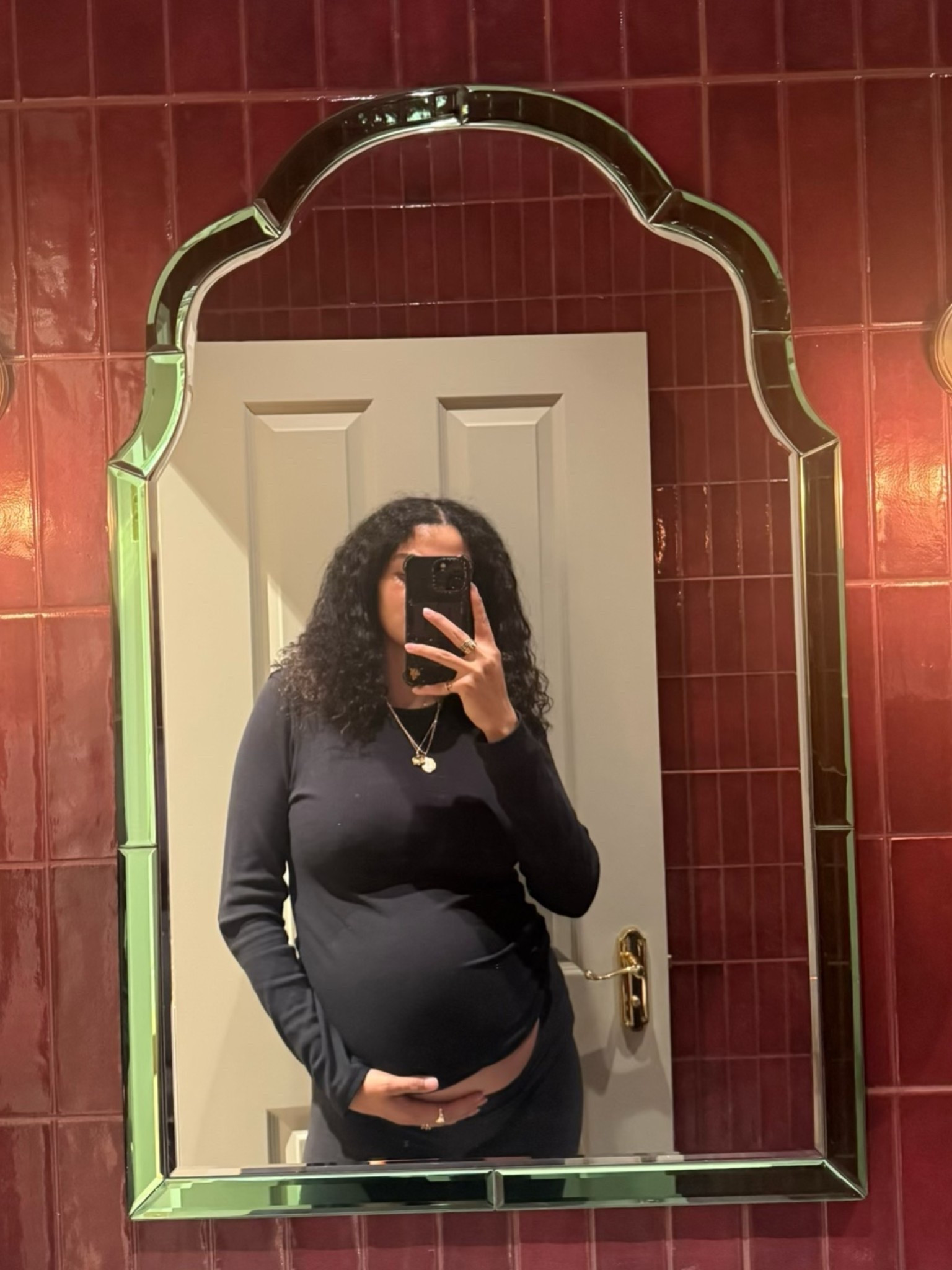 This Alo top that I’m wearing as a maternity top and my bathroom mirror are both on sale! 💚🤰🏽

#LTKuk #LTKmaternity #LTKhome