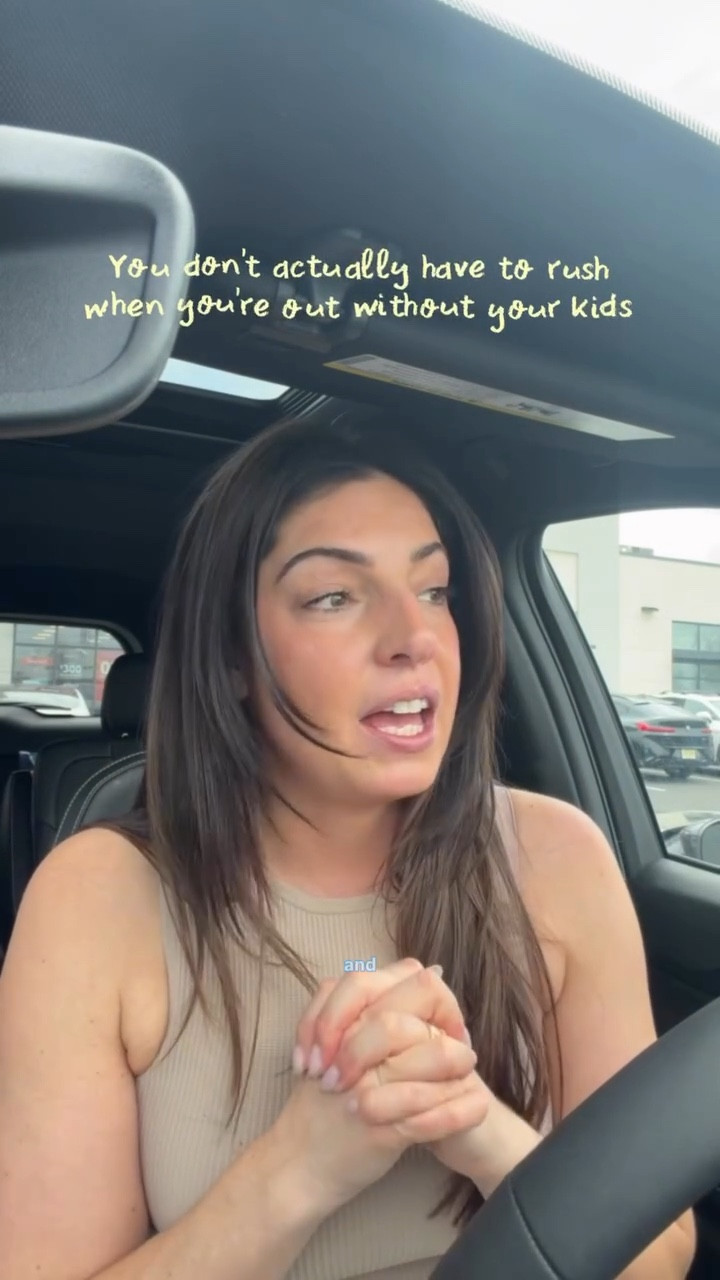 Why do we feel so guilty and anxious when we leave our kids with someone else to go work or run errands or whatever?? 😅

That ticking clock that keeps track of how long you’ve been away for your kids can get so loud and make it hard to even focus on what you’re doing.

But maybe we don’t actually have to think this way, and maybe we are allowed to enjoy time away from the kids without guilt or without that internal clock ticking away.

Stopping to get lunch in between clients instead of rushing home was one of the best things I’ve done for myself recently and I challenge you to do the same next time you get the opportunity 🫶🏼

#momguilt #momcontentcreator