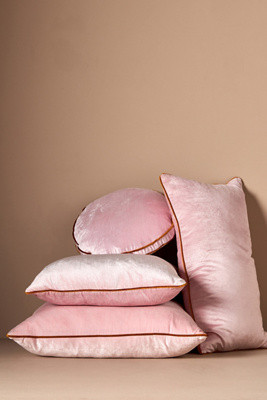 Adelina Velvet Pillow | Anthropologie (US)