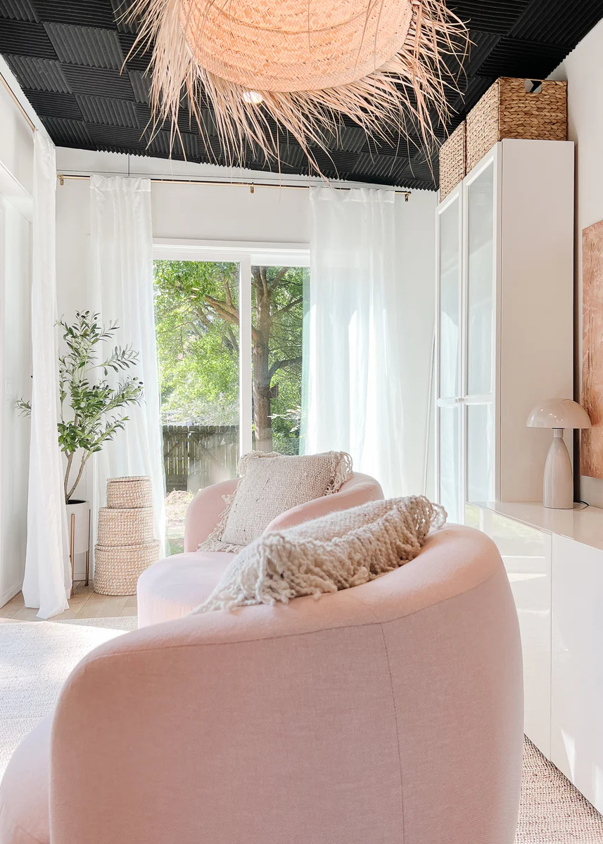 McKenzie Swivel Chair | Macy Carlisle