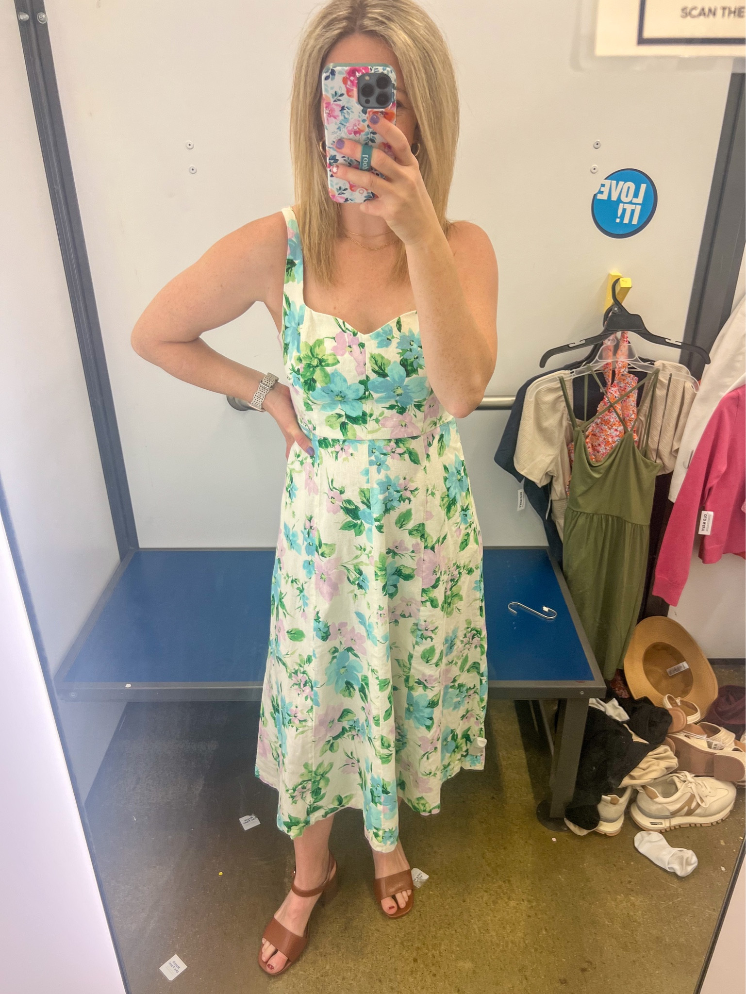 Old Navy Spring Dress
Great for Easter, shower, or wedding
20 weeks pregnant 

#LTKbump #LTKSeasonal #LTKsalealert