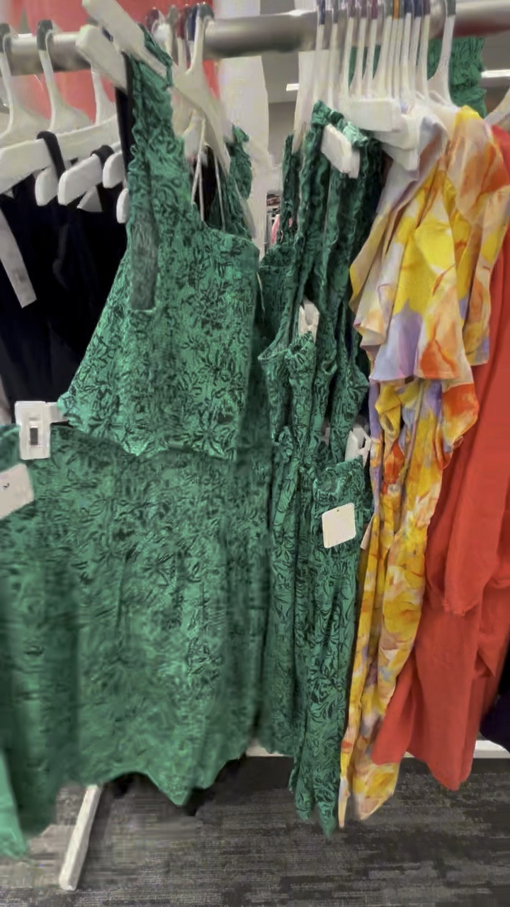 This is for the the mamas to be 😘 #maternitylooks #targetstyle