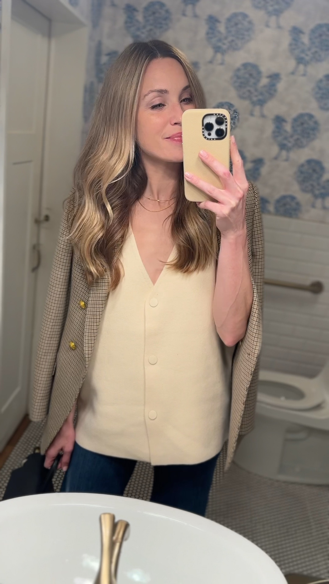 Sweater vest (runs huge, size down 1-2 sizes), cropped wide leg jeans (TTS), old heels and blazer—similar linked 🤍

Spring date night, white vest, checked blazer, cropped jeans, spring jeans 

#LTKfindsunder100 #LTKSeasonal