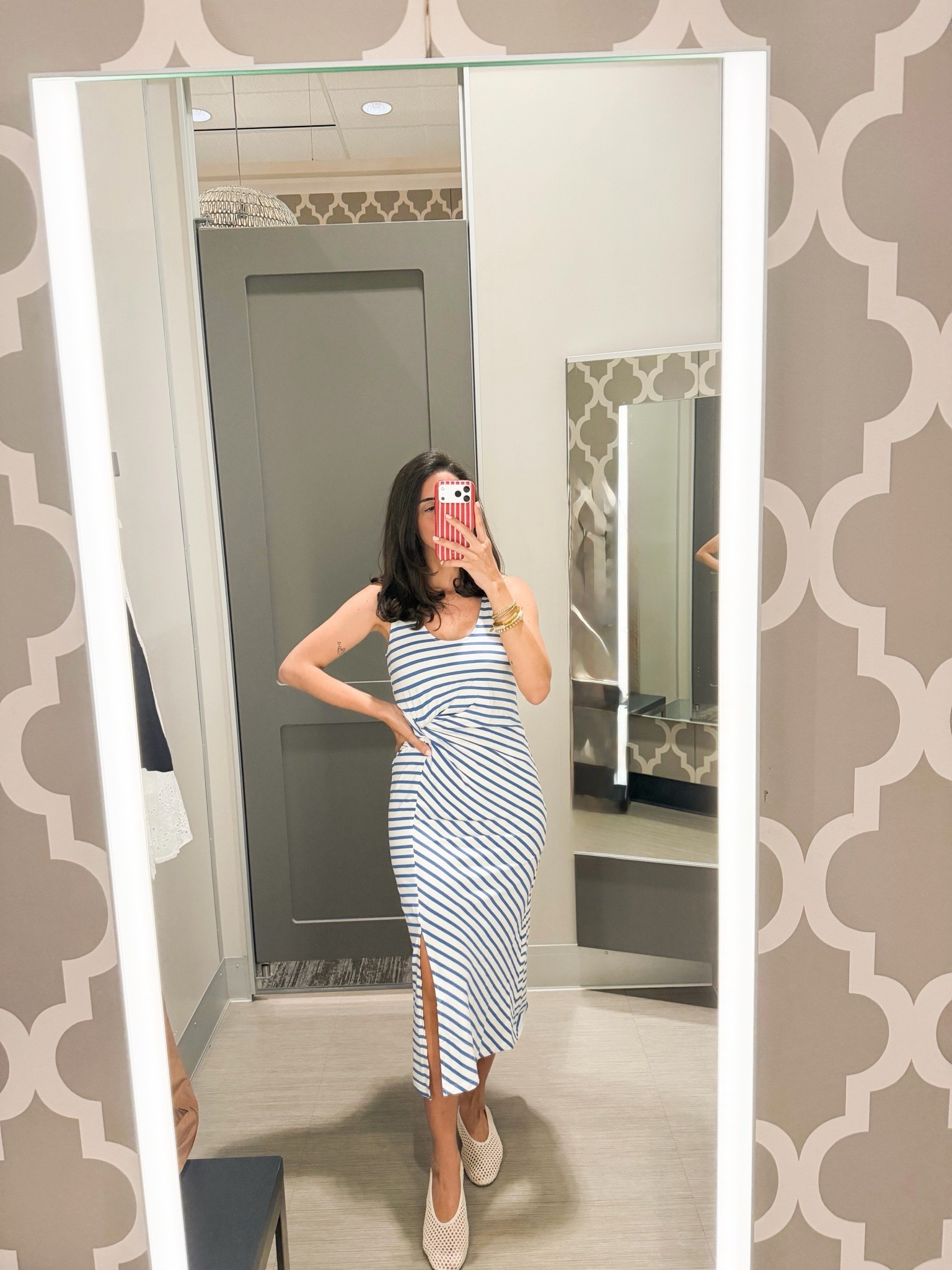 This stretchy dress is Giving coastal summer vibes ⚓️
The stripe print, flattering ruching, and flattering silhouette. It’s a blend of cotton, modal and spandex. Easy to dress up and down
I’m wearing a size small @Target 

Summer dresses summer outfits vacation outfits beach

#LTKgrwm #LTKootd #LTKOver40