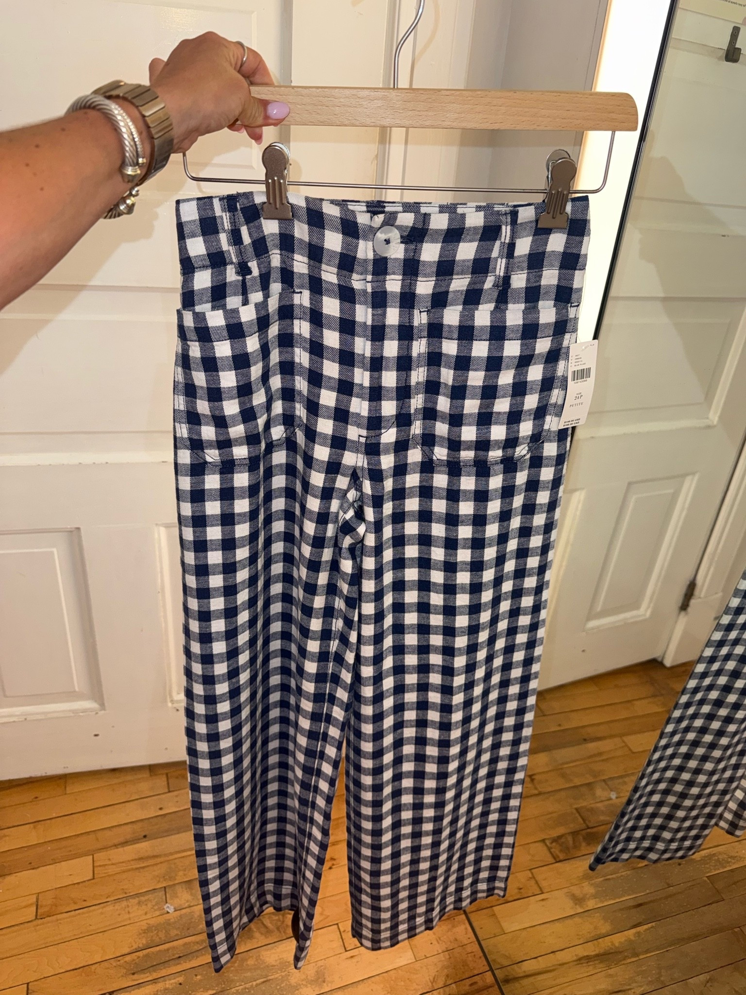 Tell me these aren’t the cutest petite linen pants. 🥹 reg size too but being 4’11 I neverrr find pants that fit!

#LTKootd #LTKPetite