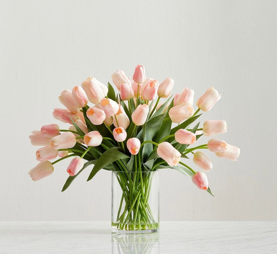 Perfect spring centerpiece 🌷

#LTKSeasonal #LTKHome #LTKSpringSale