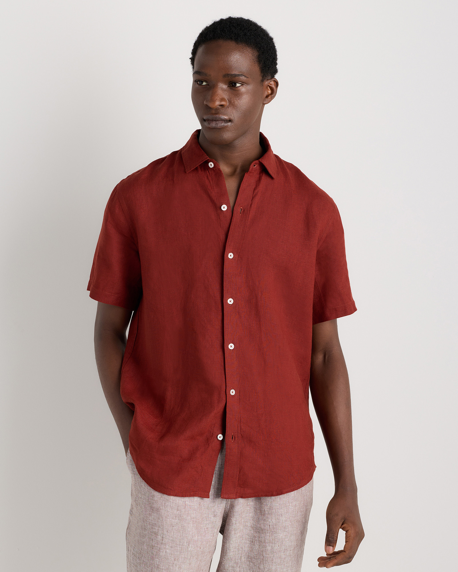 Quince | Men's 100% European Linen Relaxed Short Sleeve Shirt in Brick, Size XL | Quince