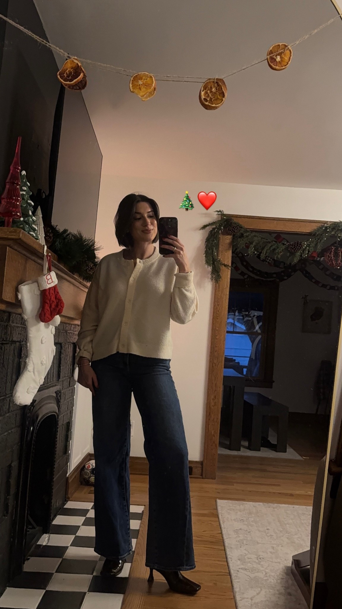 Cozy holiday outfit 

#LTKootd #LTKHoliday #LTKSeasonal