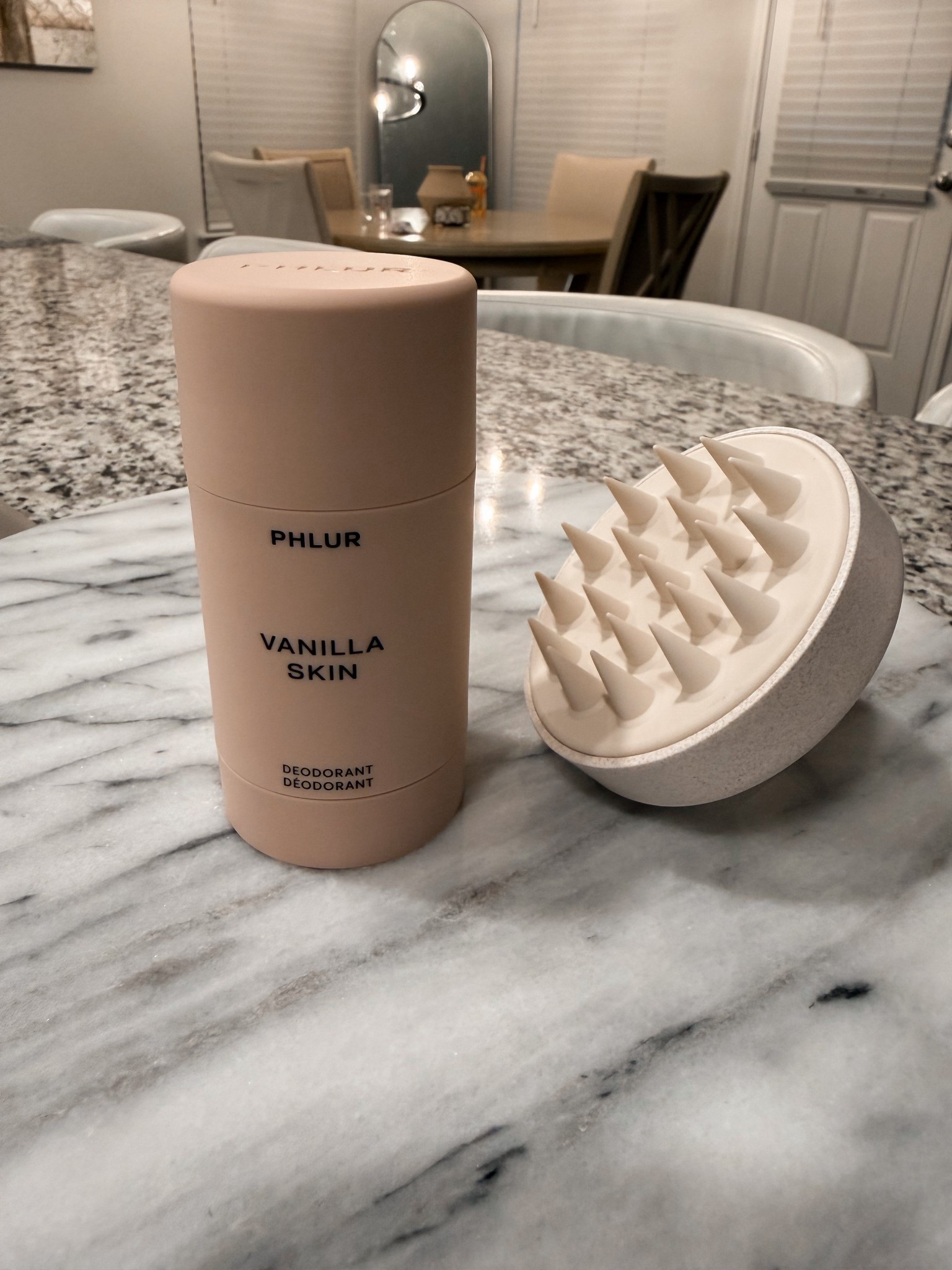 so excited to try this clean deodorant from Phlur! i saw @maeg_thompson share it!! 🤎 i also was in need of a scalp massager and saw @lisa123marie share this one!!