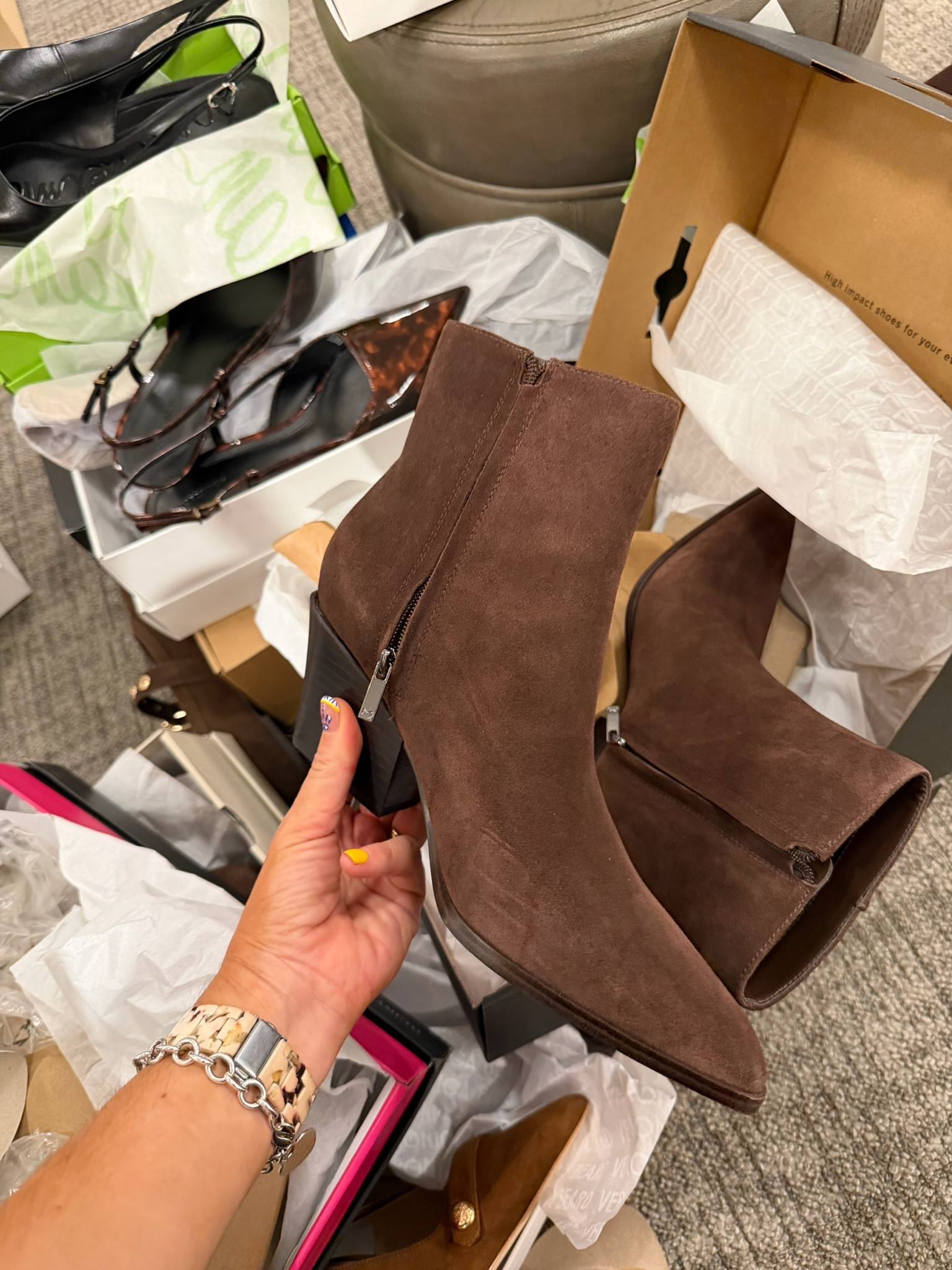 Obsessed with these boots for fall! Nordstrom Sale finds 🤍

Nordstrom Sale, Nordstrom Anniversary Sale, workwear, midsize fashion, midsize fall outfits, easy outfit ideas, fall outfit inspiration, OOTD, casual style, office outfits, denim, wardrobe staples, fall boots, shoes

#LTKSeasonal #LTKSaleAlert #LTKOver40