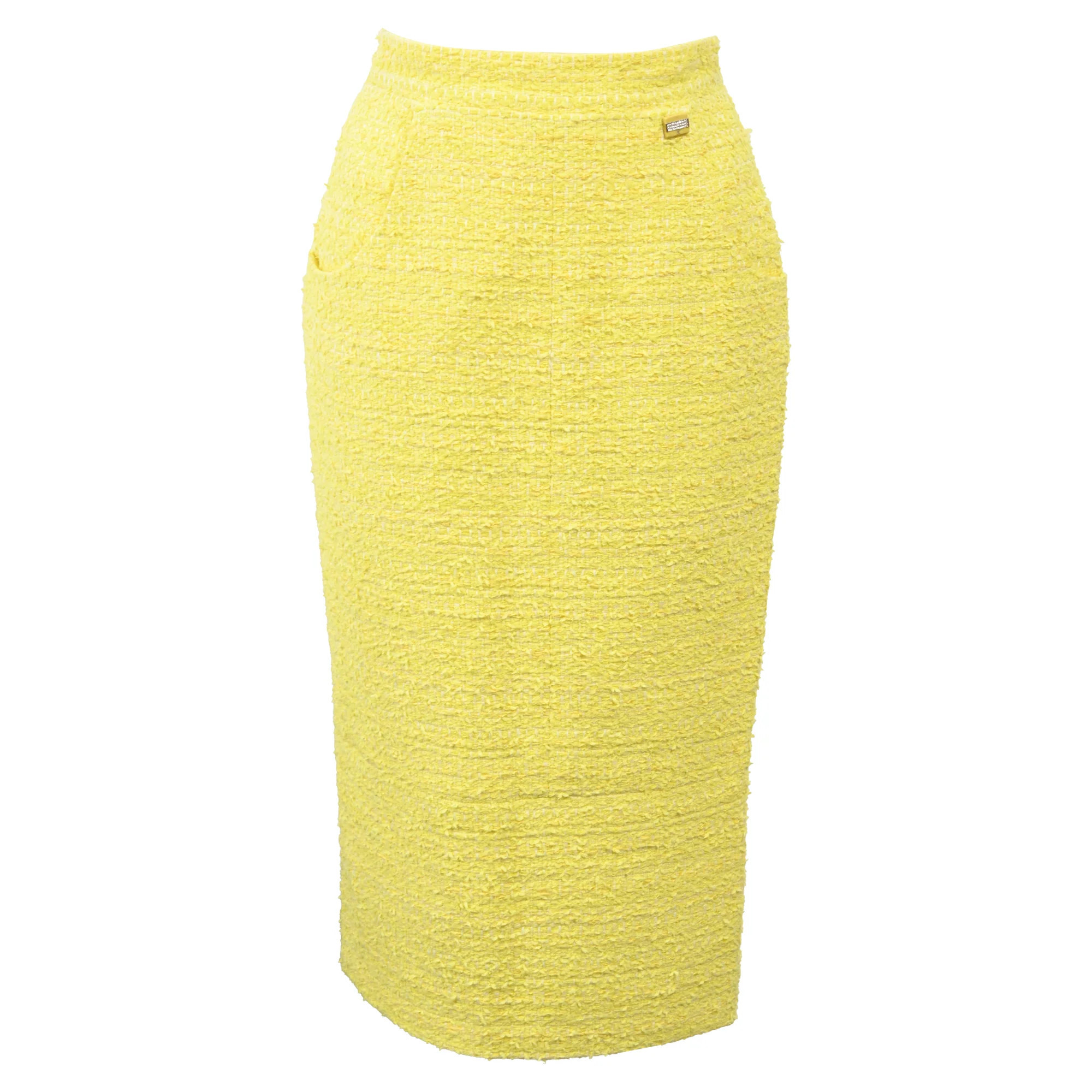 Chanel Tweed Pattern Skirt in Yellow Cotton | Shop Simon