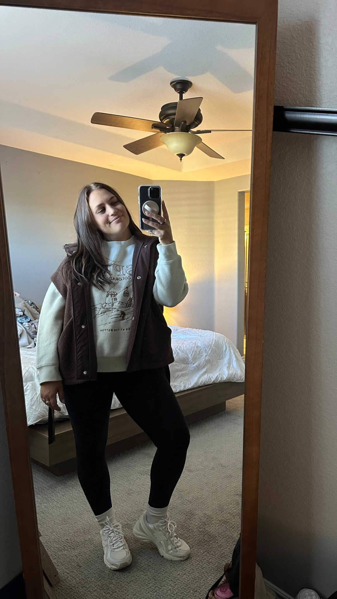 You'll always find me in neutral colors 🤎🧸☁️