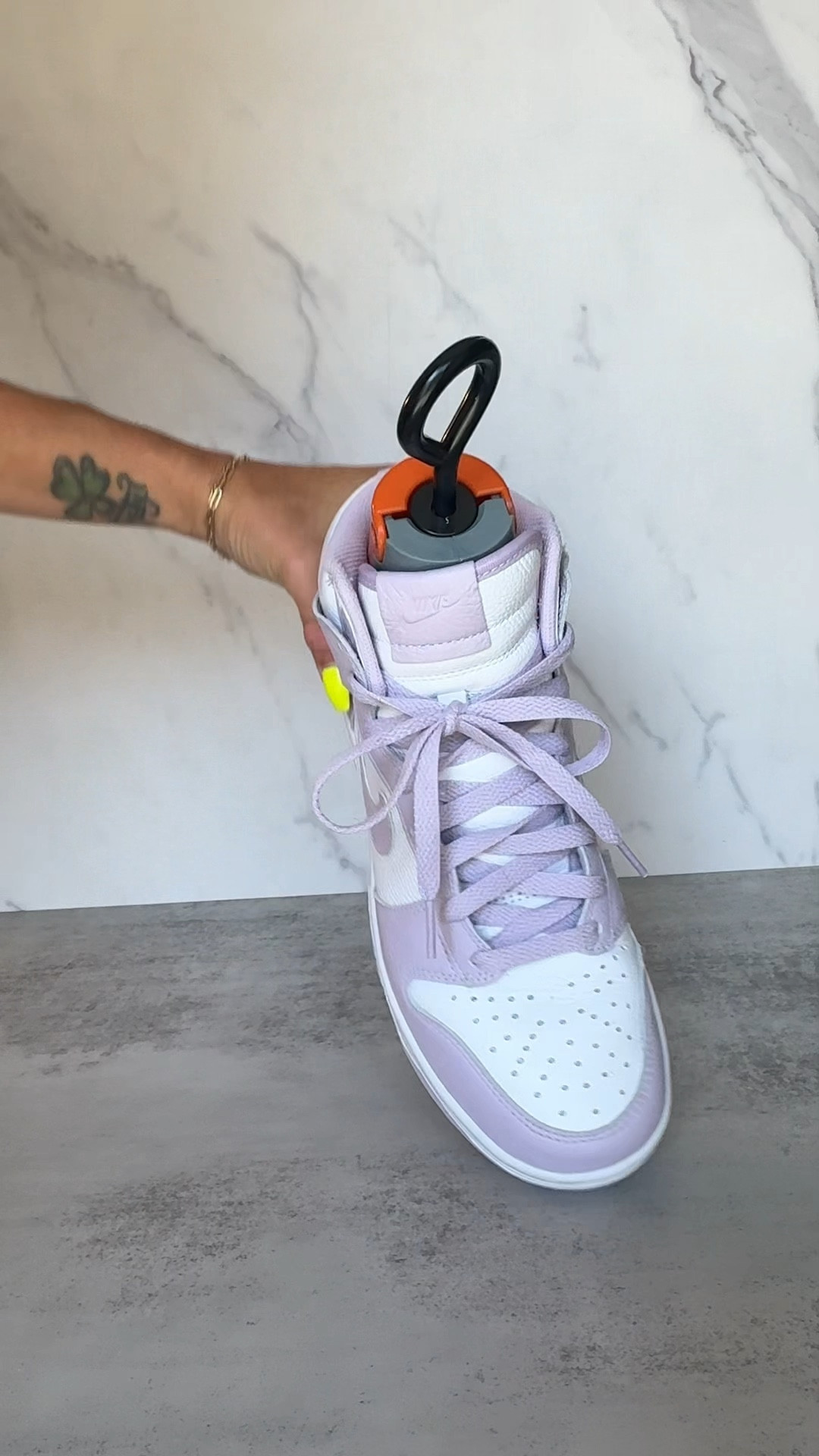 Get the perfect fit with this shoe stretcher! 



#LTKVideo #LTKWorkwear #LTKStyleTip