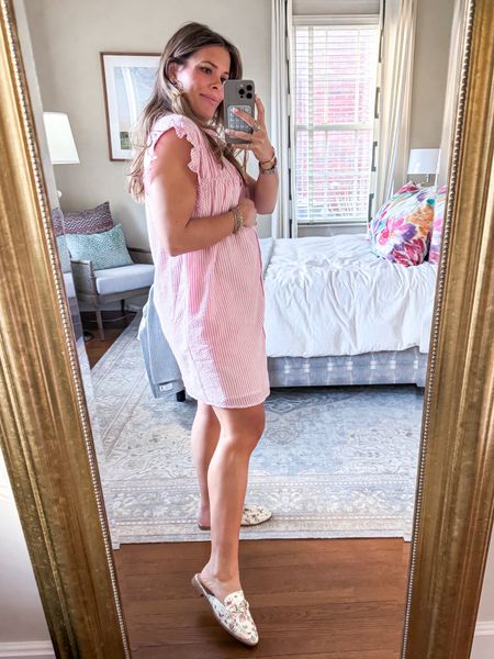 Bump friendly shirt dress // non maternity but works with my 21 week bump (I’m in a small) // my code SHELBY15 will get you 15% off your Avara purchase through 3/23 

#LTKfindsunder100 #LTKbump #LTKSeasonal