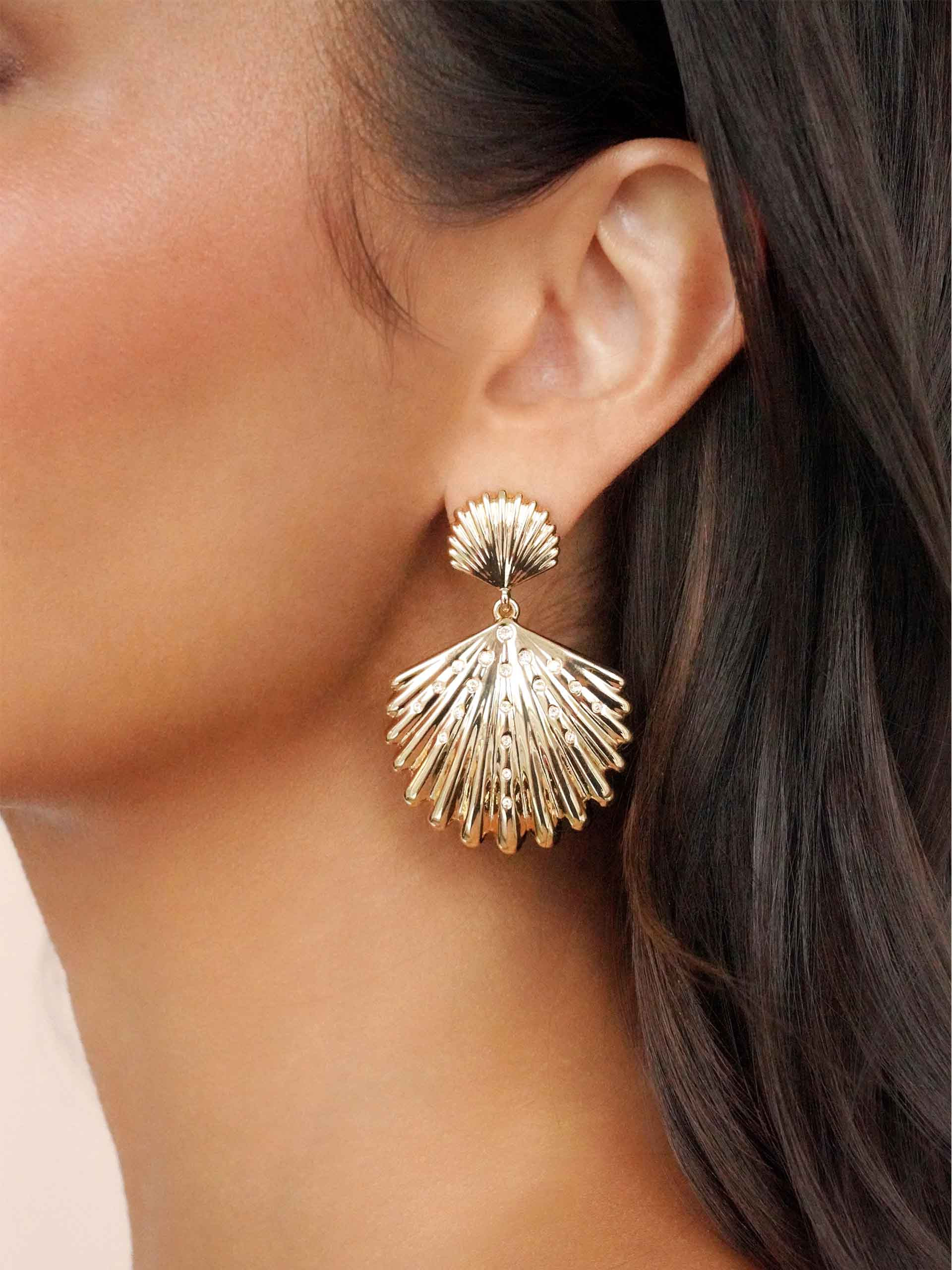 Sun-drenched Shell Earrings | Ettika