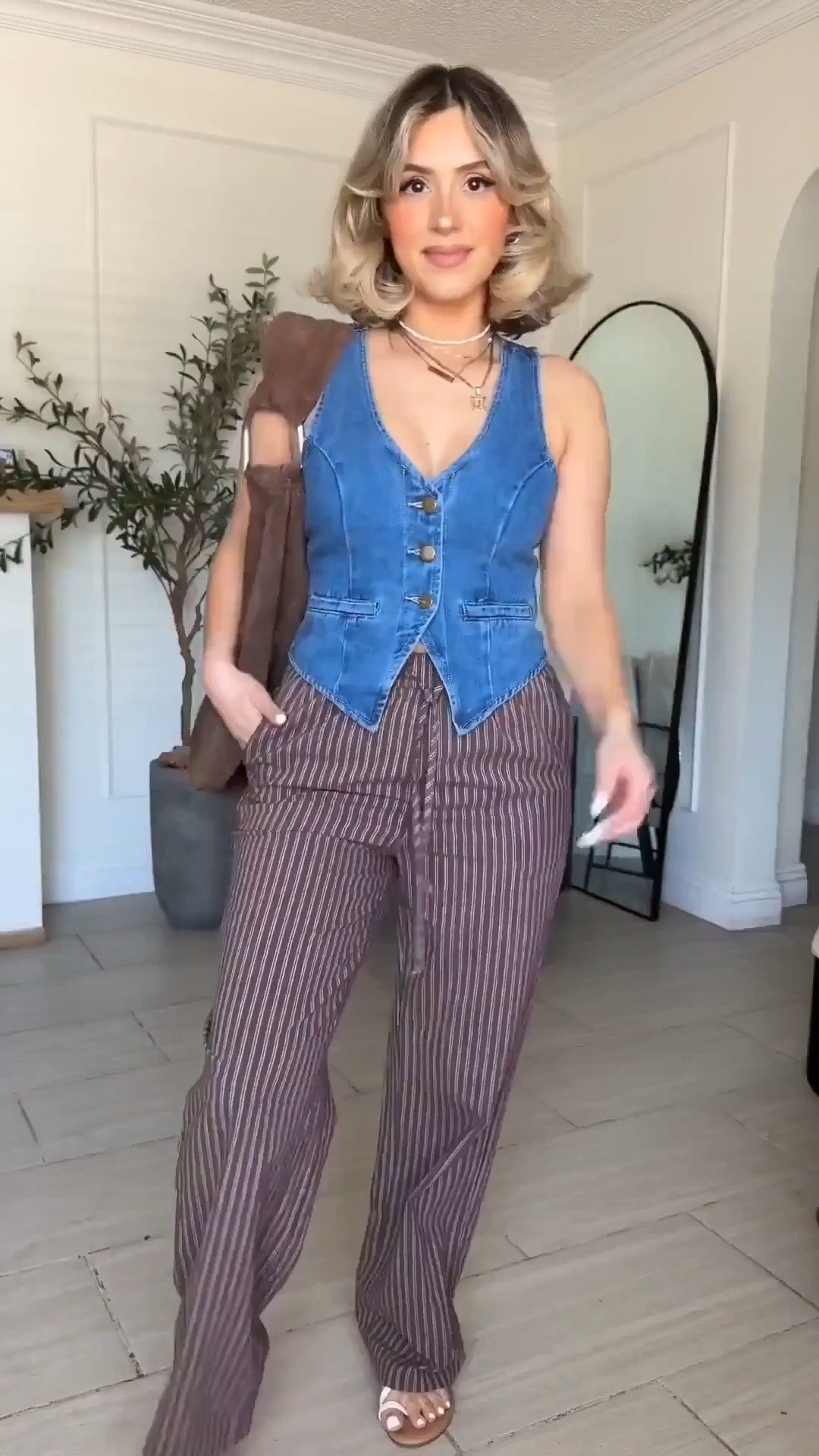 My favorite linen pants for the summer 😍

#LTKgrwm #LTKootd #LTKmomlife