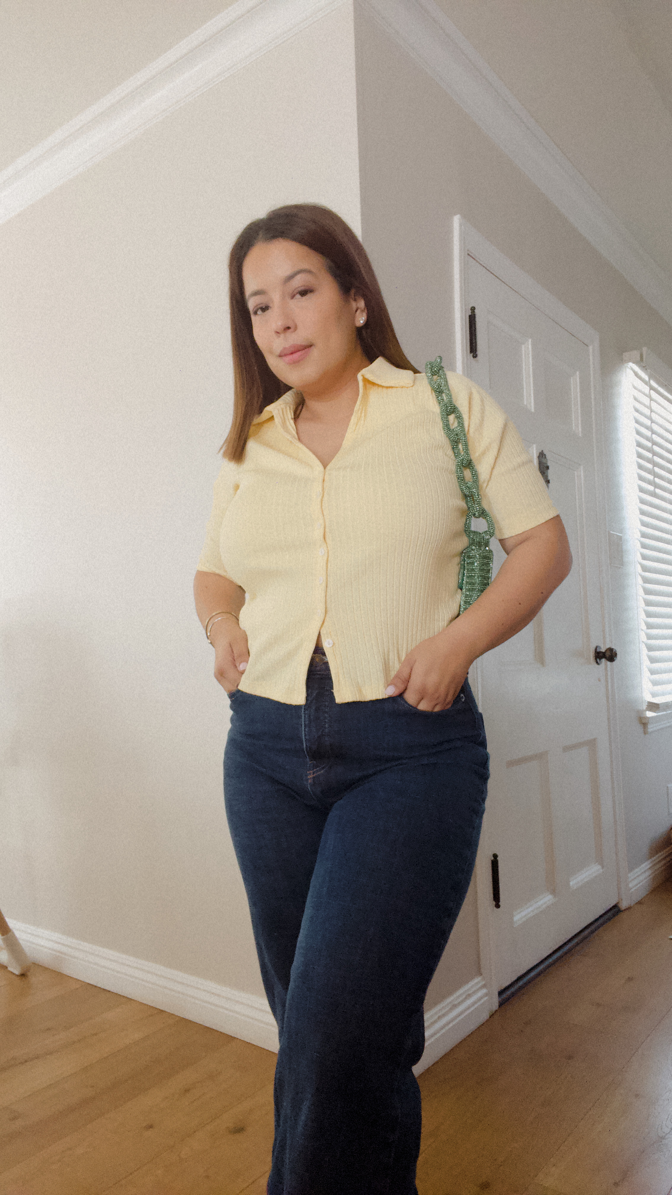 Yellow for Spring is Groundbreaking! 

Im not much of wearing pastel colors but I really love this top from Old Navy! 

Jeans | Spring Outfit | Handbag | Spring Fashion | 

 

 #LTKSaleAlert #LTKFindsUnder50 #LTKStyleTip
