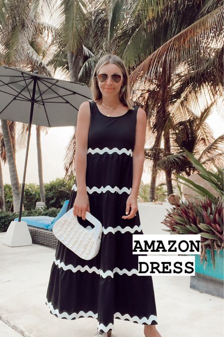 Amazon maxi dress under $40 and I’m wearing a size small 🖤

#LTKstyletip #LTKfindsunder50